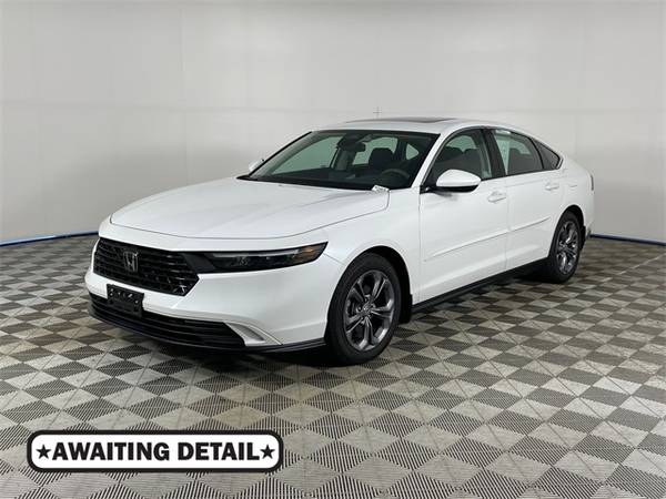 Honda Accord with VIN: 1HGCY1F30RA036454