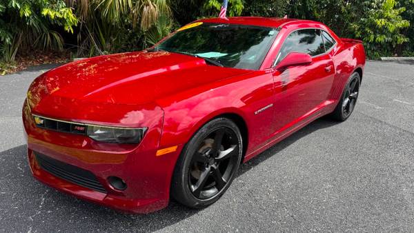 Chevrolet Camaro with VIN: 2G1FF1E37F9121066