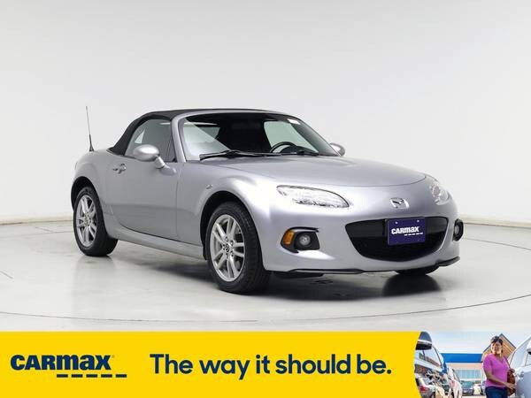 Mazda MX-5 Miata with VIN: JM1NC2JFXE0236366