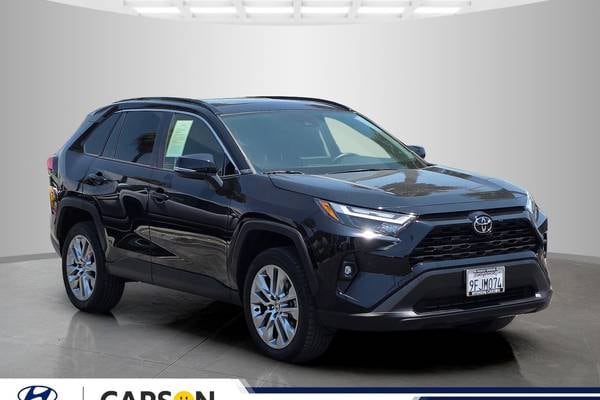 2023 Toyota RAV4 XLE Premium