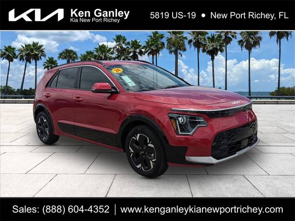 Kia Niro EV with VIN: KNDCR3L14R5114270