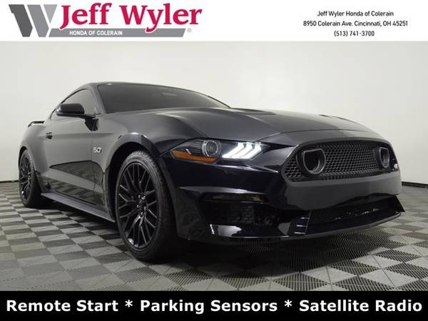 Ford Mustang with VIN: 1FA6P8CF0J5102347