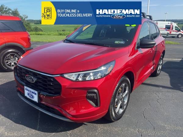 Ford Escape with VIN: 1FMCU9MN9PUB32183