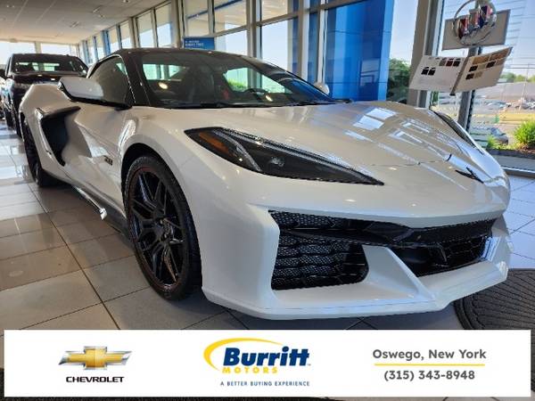 Chevrolet Corvette with VIN: 1G1YF3D36P5700358
