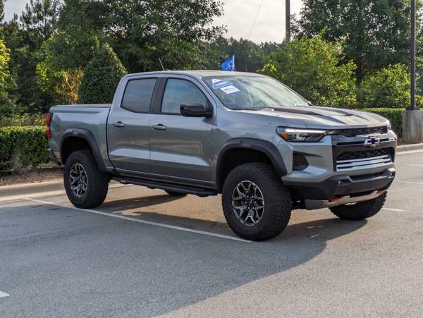 Chevrolet Colorado with VIN: 1GCPTFEK8R1156815