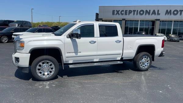 GMC Sierra 2500HD with VIN: 1GT12UEY4JF231986