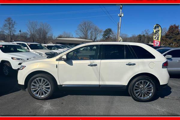 2013 Lincoln MKX Base