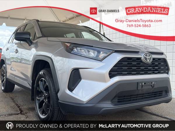 Toyota RAV4 with VIN: 2T3F1RFV3MC236031
