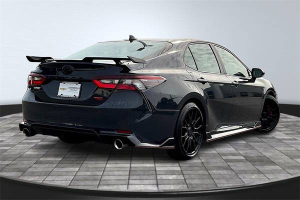 Toyota Camry with VIN: 4T1KZ1AK9PU088114