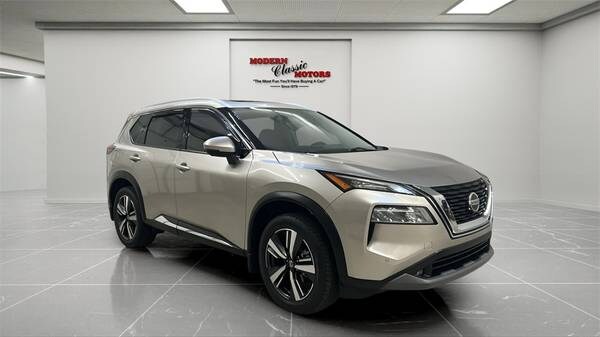 Nissan Rogue with VIN: JN8AT3CA1MW026535