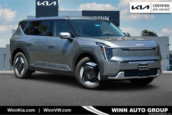 2024 Kia EV9 Light Long Range