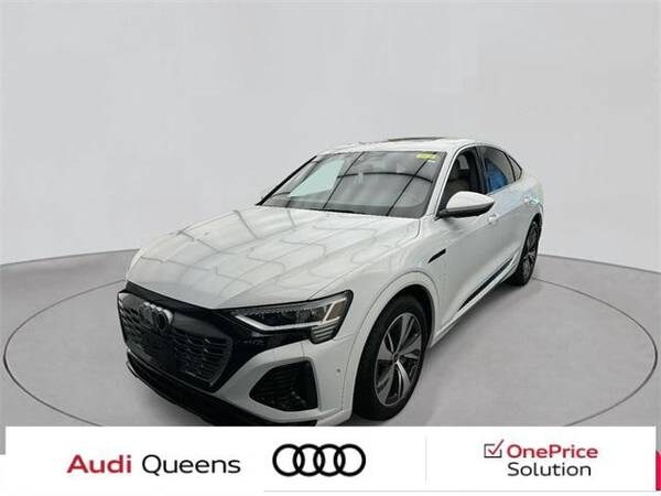 Audi Q8 Sportback e-tron with VIN: WA1CABGE8RB055668