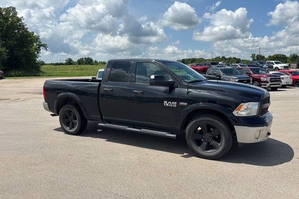 2017 Ram 1500 Big Horn  Quad Cab