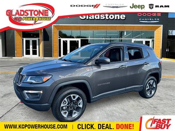 Jeep Compass with VIN: 3C4NJDDB6JT328338