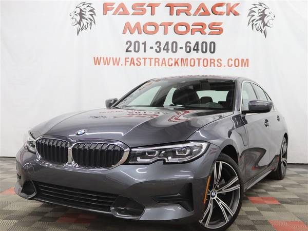 BMW 3 Series with VIN: 3MW5R7J0XN8C35583