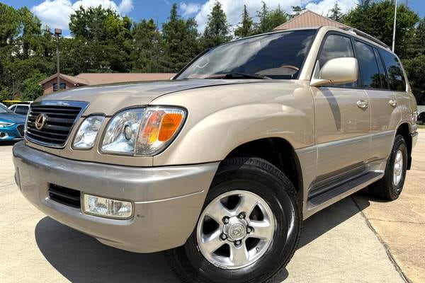 2002 Lexus LX 470 Base