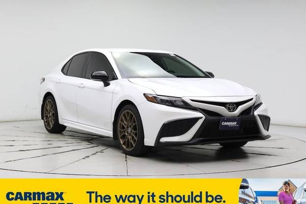 2023 Toyota Camry SE Nightshade Edition