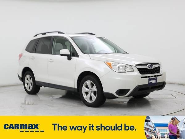 Subaru Forester with VIN: JF2SJADC0FH803533