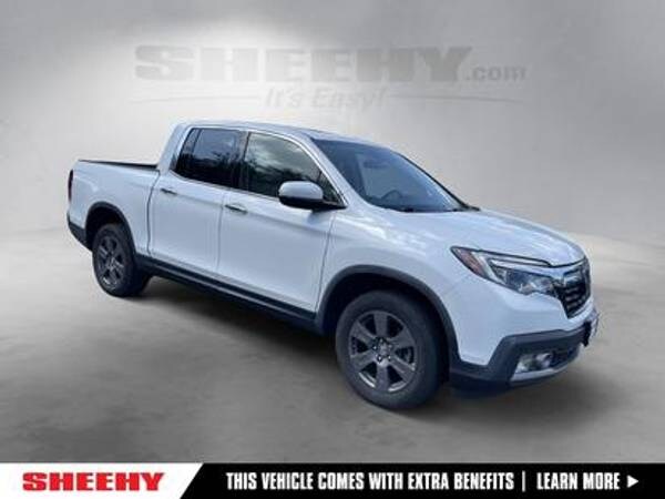 Honda Ridgeline with VIN: 5FPYK3F7XLB011118
