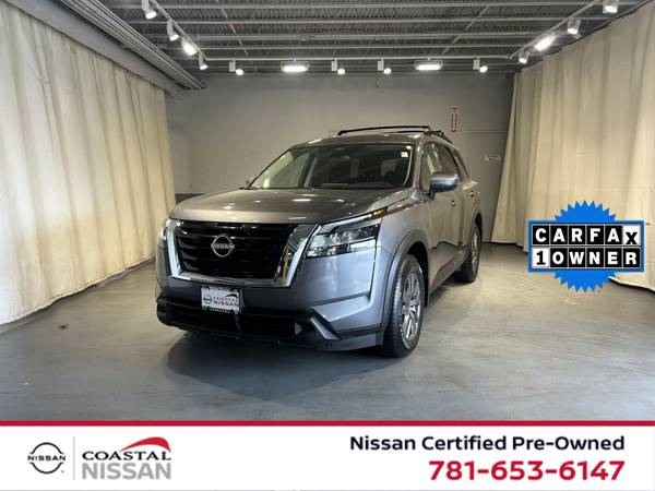 Nissan Pathfinder with VIN: 5N1DR3BCXNC249830