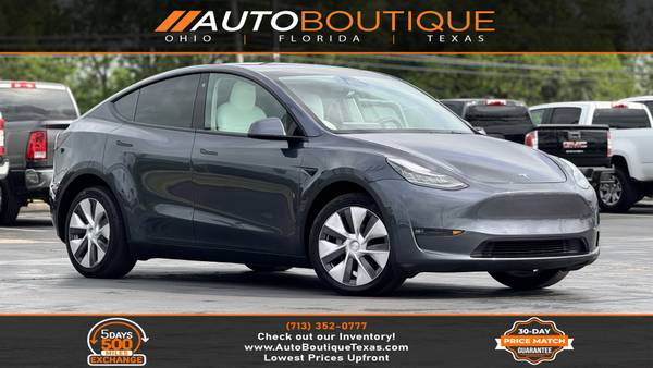 Tesla Model Y with VIN: 7SAYGDEEXNF438837