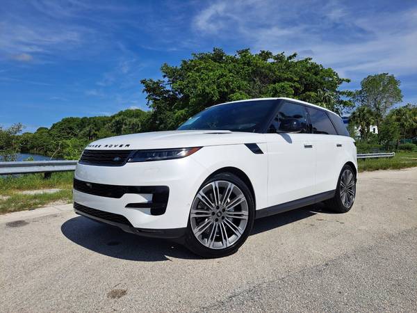 Land Rover Range Rover Sport with VIN: SAL1P9EUXRA422034