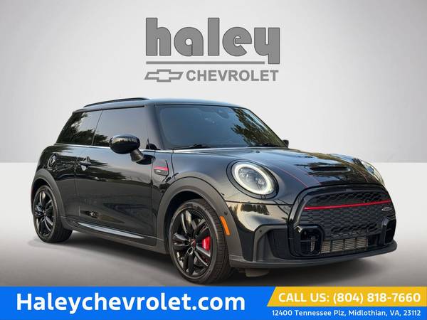 MINI Hardtop 2 Door with VIN: WMW73DH00R2U36833