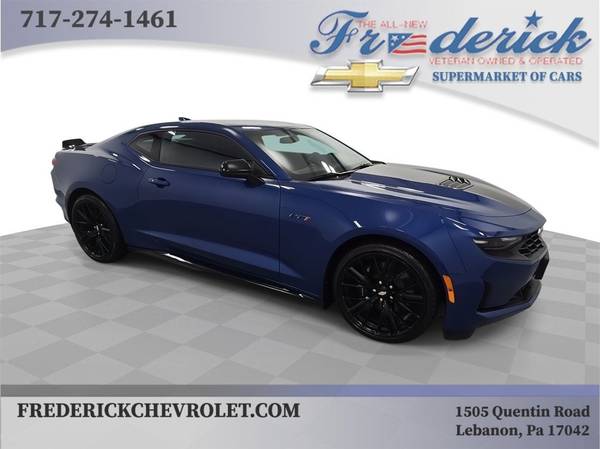 Chevrolet Camaro with VIN: 1G1FF1R71N0132411