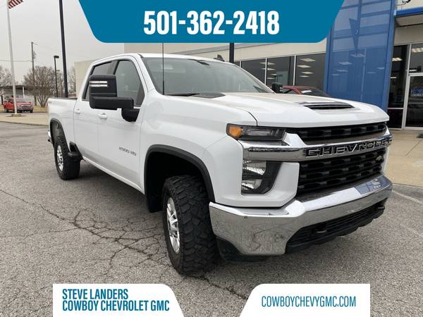 Chevrolet Silverado 2500HD with VIN: 1GC4YNE74NF354105