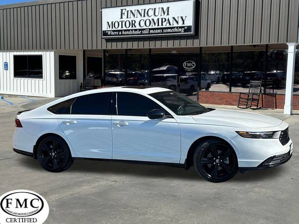 Honda Accord with VIN: 1HGCY2F72RA058903