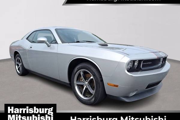 2010 Dodge Challenger SE Coupe