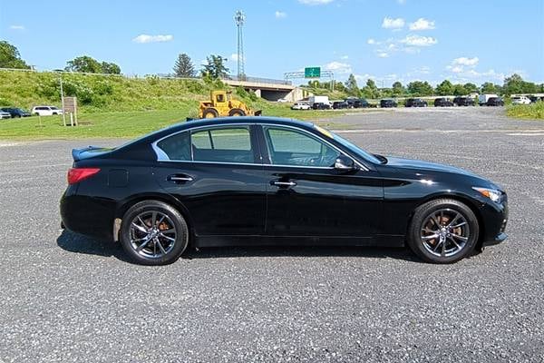 2017 INFINITI Q50 3.0t Signature Edition