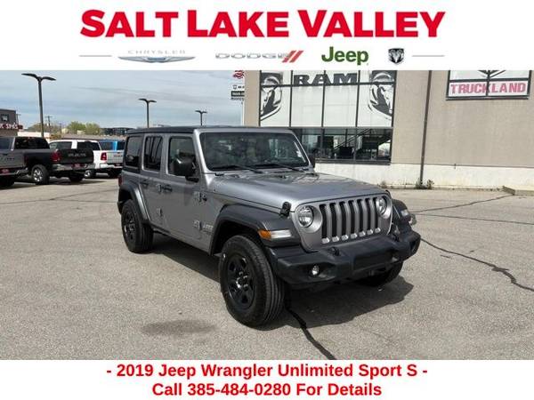Jeep Wrangler with VIN: 1C4HJXDN9KW632851