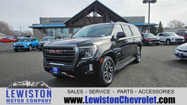 GMC Yukon XL with VIN: 1GKS2HKL5NR102135