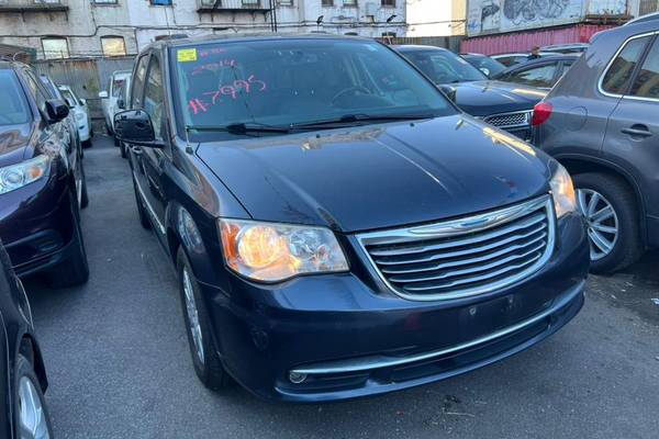 2014 Chrysler Town and Country Touring