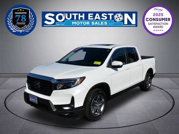 Honda Ridgeline with VIN: 5FPYK3F56NB028869