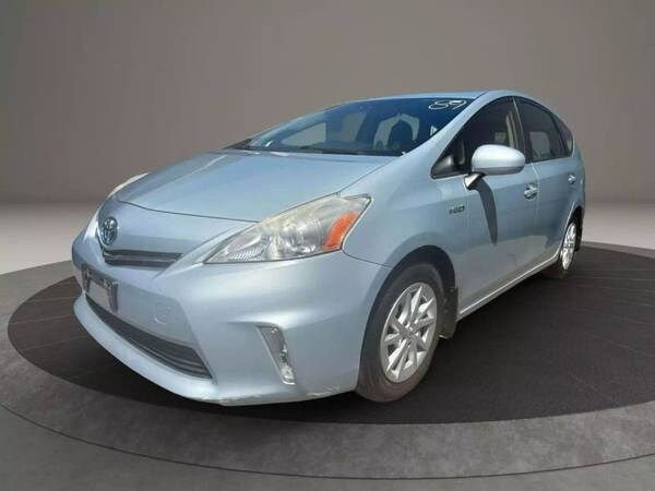 Toyota Prius v with VIN: JTDZN3EU4E3311894