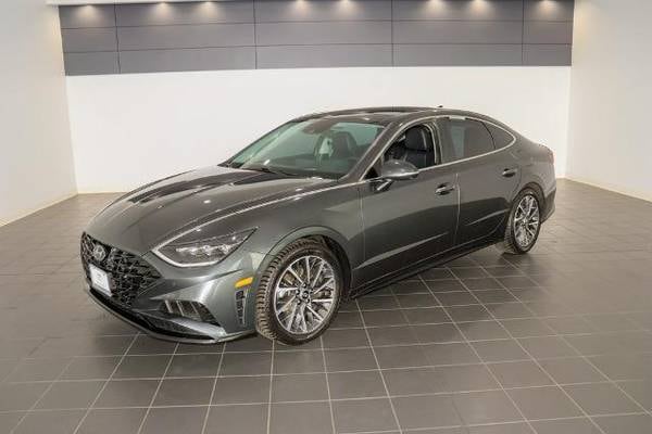 Hyundai Sonata with VIN: KMHL34J29NA201291