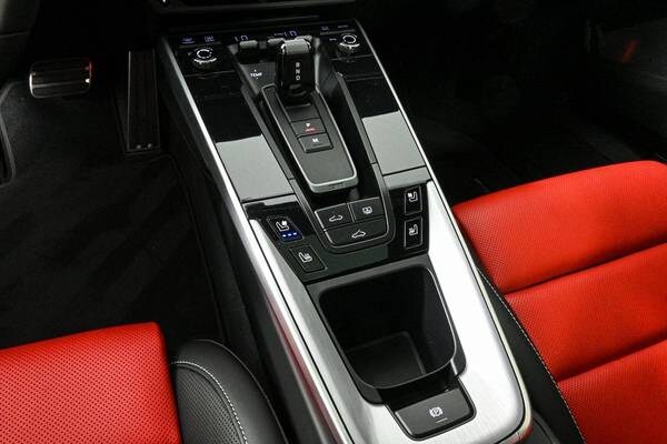 Porsche 911 with VIN: WP0AD2A99MS257279