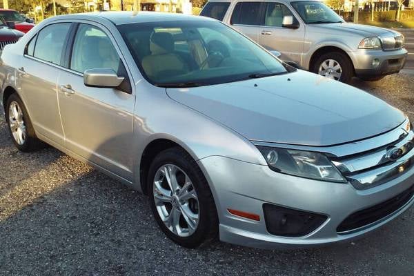 2012 Ford Fusion SE