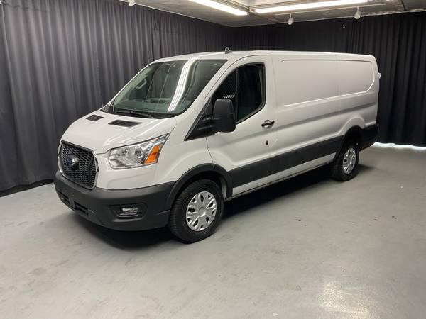 Ford Transit Cargo Van with VIN: 1FTBR1Y8XNKA46980