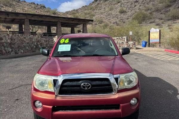 2006 Toyota Tacoma PreRunner V6  Double Cab