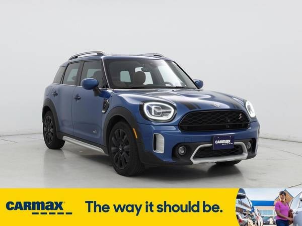MINI Countryman with VIN: WMZ83BR0XM3M70579