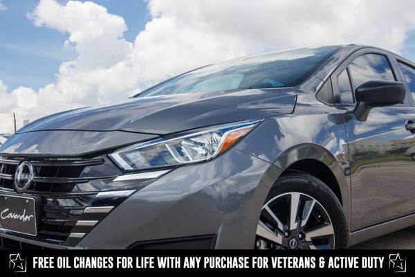 Nissan Versa with VIN: 3N1CN8DV8RL916771