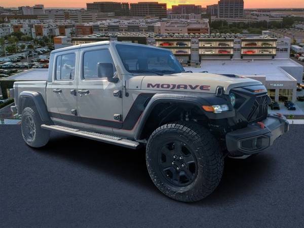 Jeep Gladiator with VIN: 1C6JJTEG4LL207431