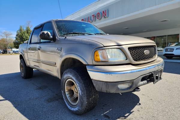 2002 Ford F-150 Lariat  SuperCrew