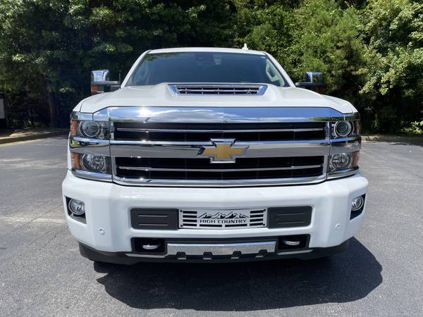 Chevrolet Silverado 2500HD with VIN: 1GC1KUEY3KF277956