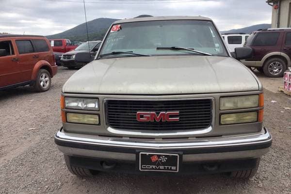 1999 GMC Suburban 1500