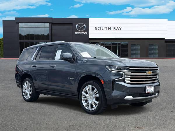 Chevrolet Tahoe with VIN: 1GNSKTKL4MR136734