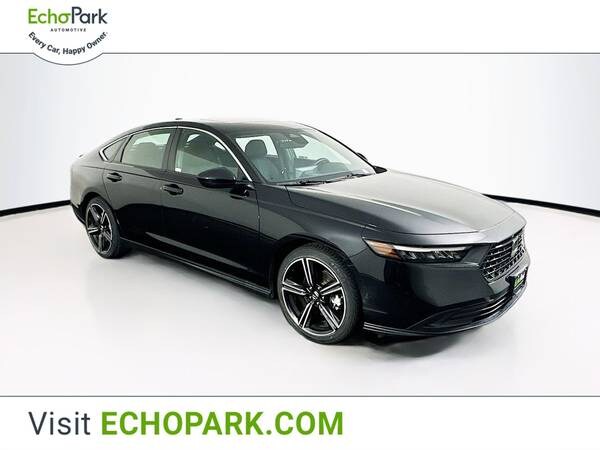 Honda Accord with VIN: 1HGCY2F50PA040623